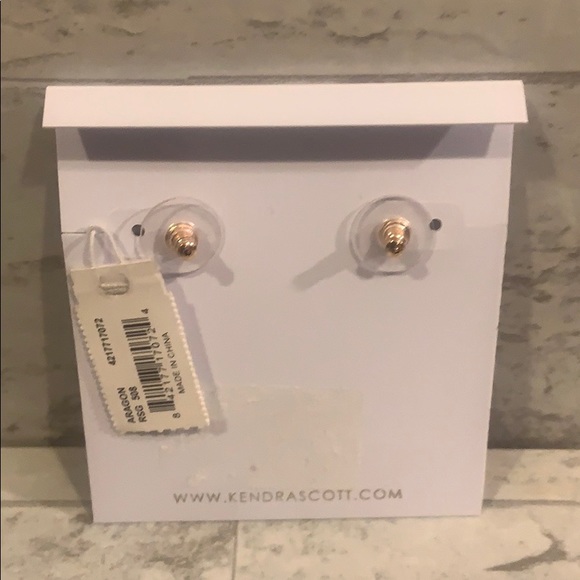 Kendra Scott Earrings - Picture 3 of 3